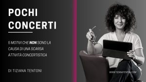 Grafica Pochi concerti con sottotitolo e foto di Tiziana Tentoni